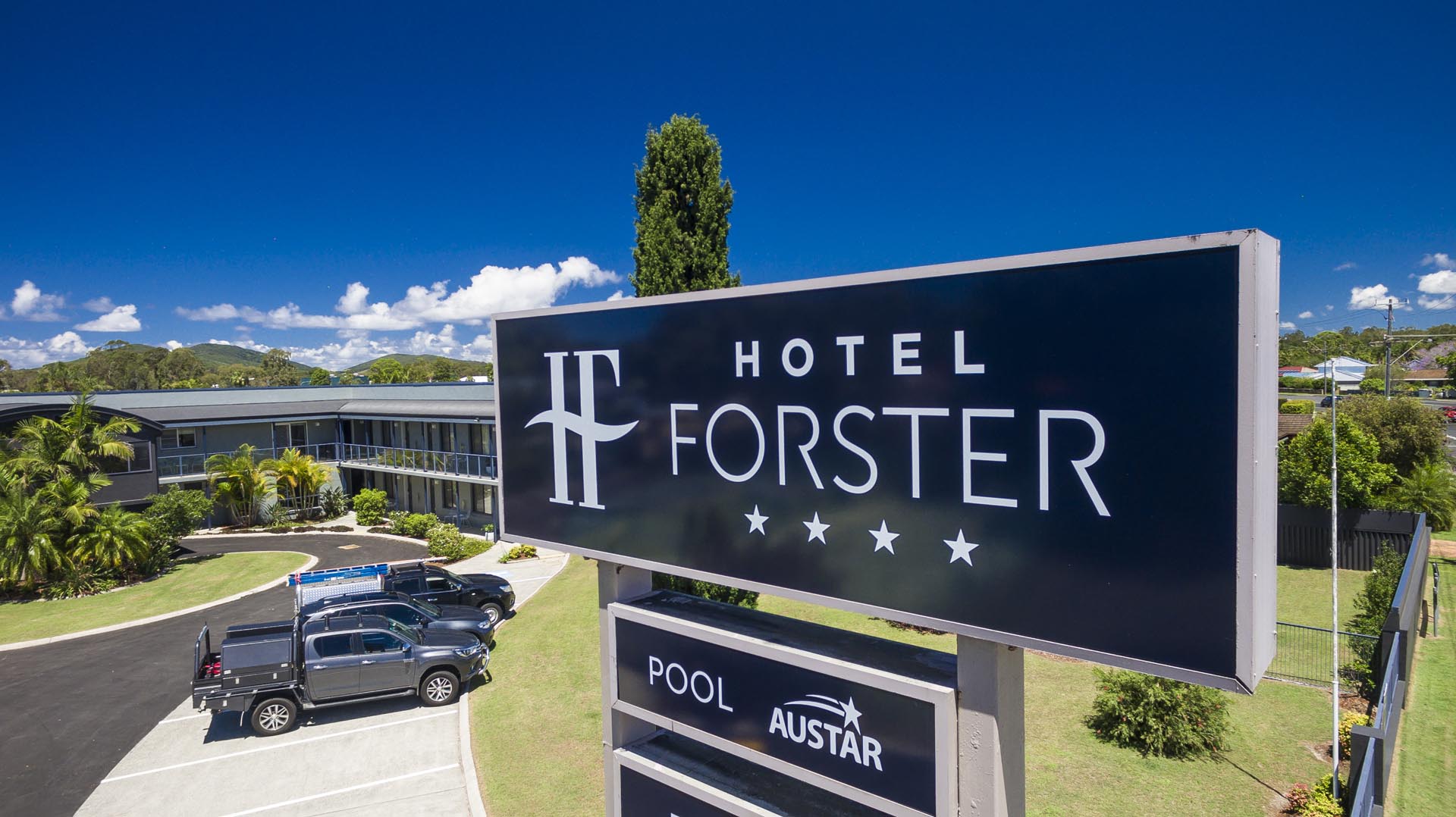 21. Hotel Forster