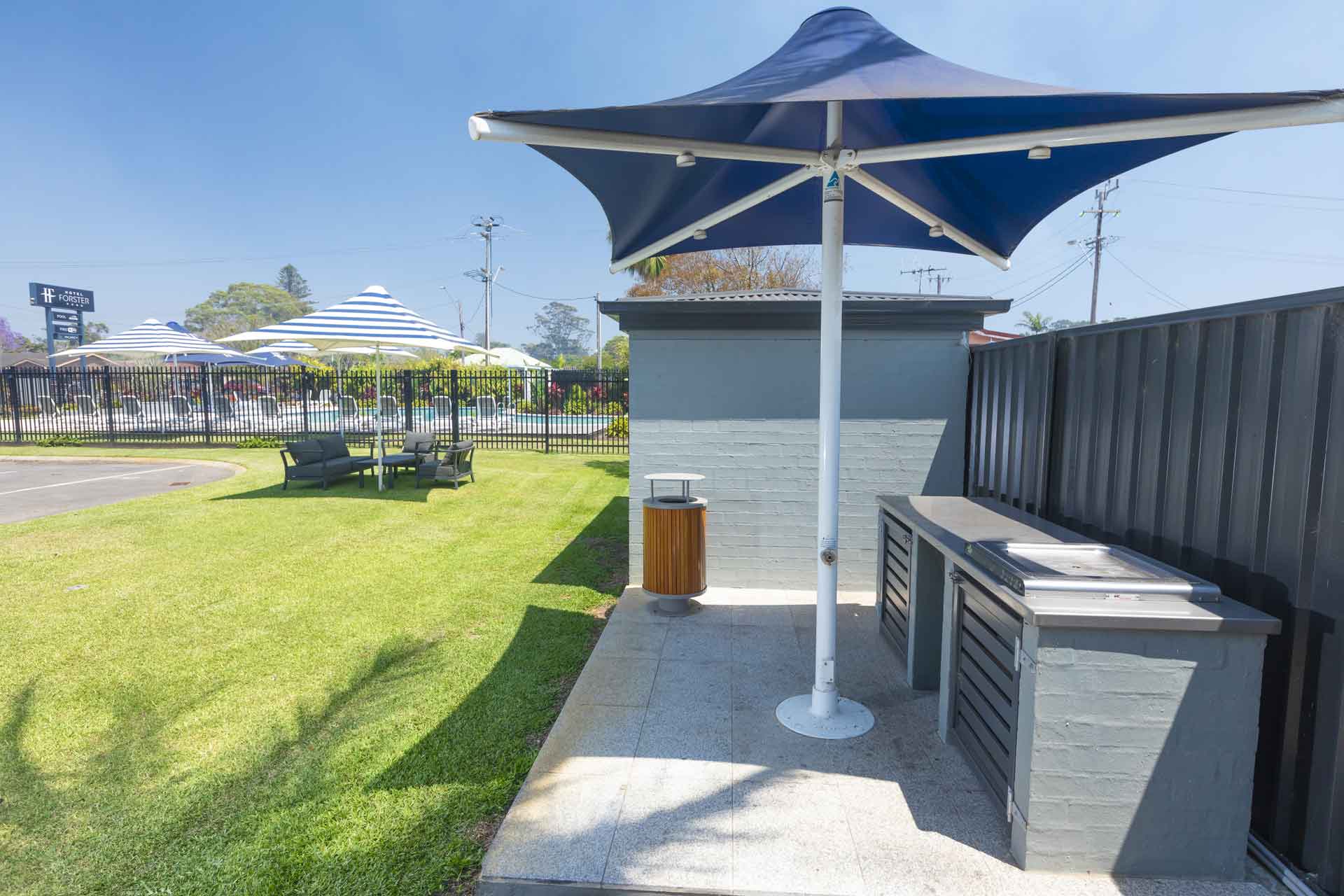 31. Hotel Forster BBQ area