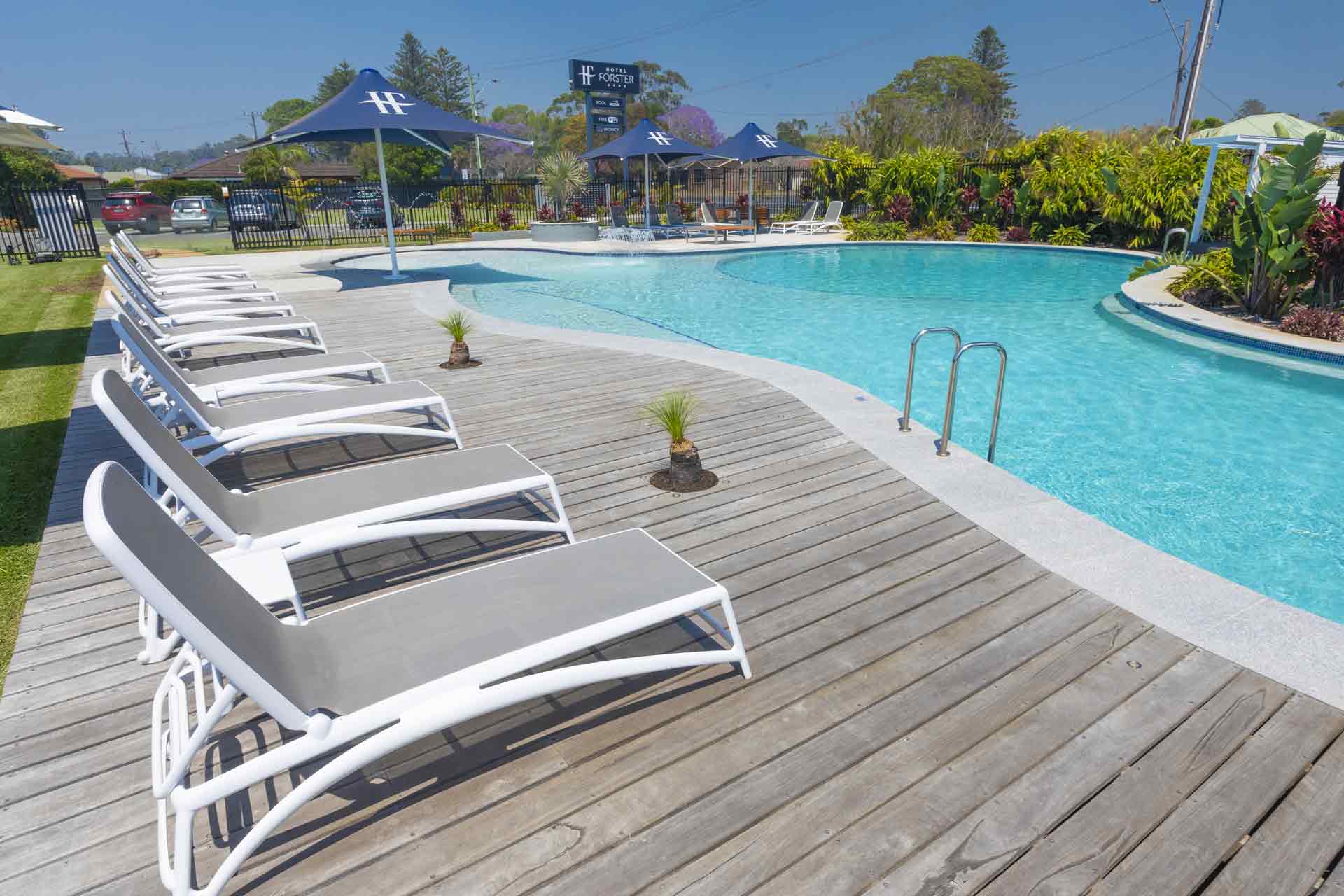 32. Hotel Forster Lounge by the Pool